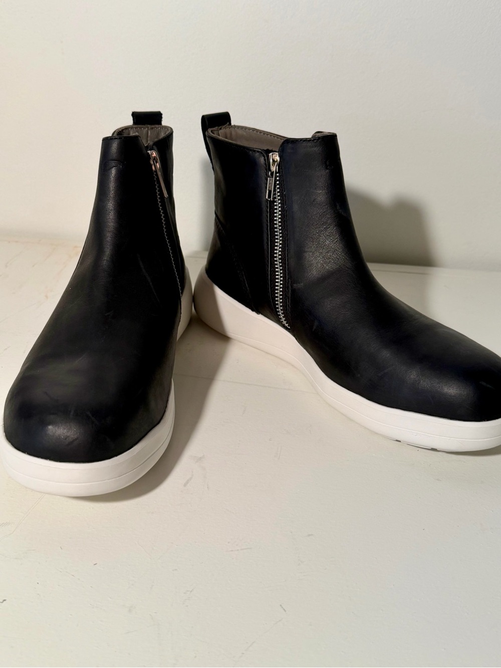Red Wing Women’s Zero G Crosslite Black Leather Boots. Size 8. NWOB